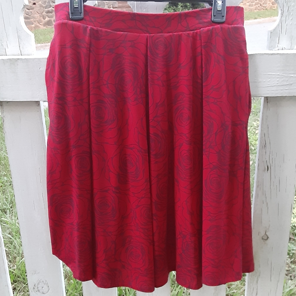 Lularoe Madison Rose skirt, size Large